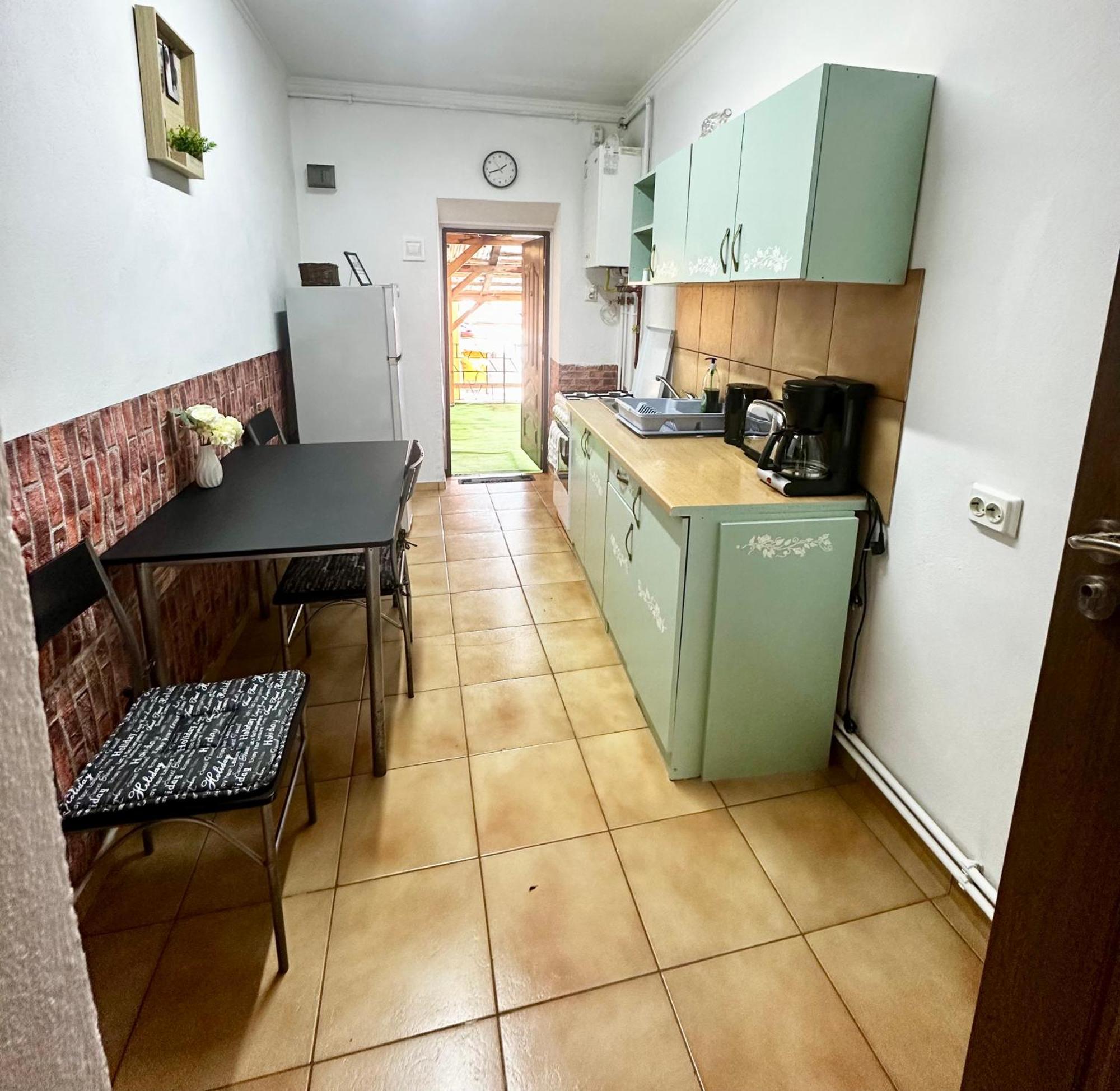 Studio Apartament Alex Apartment *
